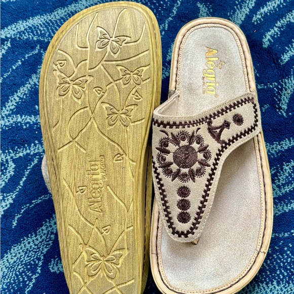 Alegria Cream and Brown Sandals with Ornamental Design - Picture 2 of 5
